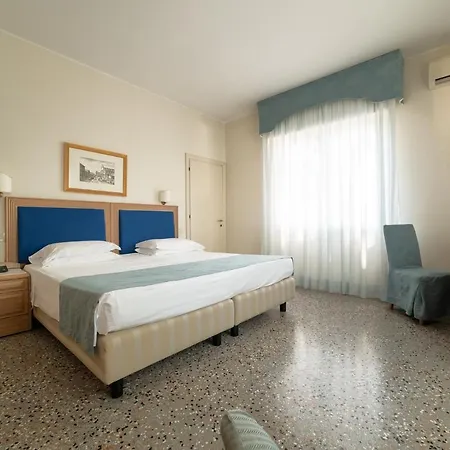 Hotel La Dépendance By Casa Bianca Lido di Jesolo