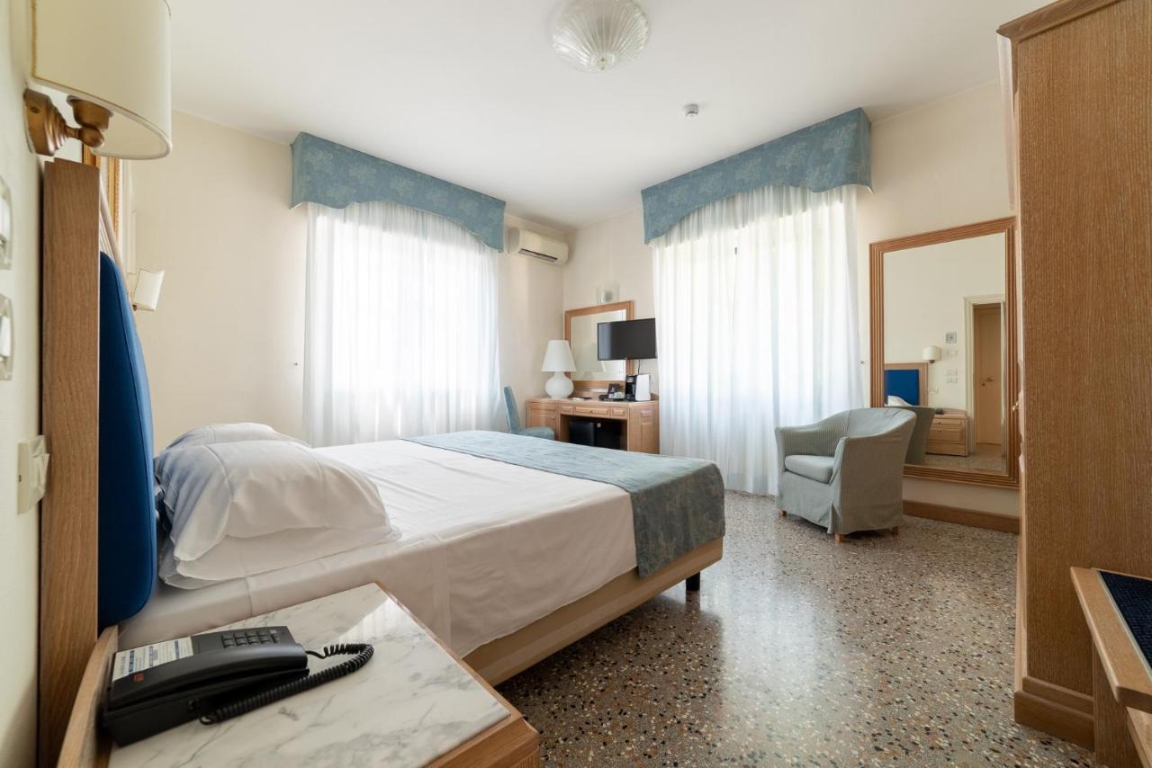 La Dependance By Casa Bianca Hotel 4*