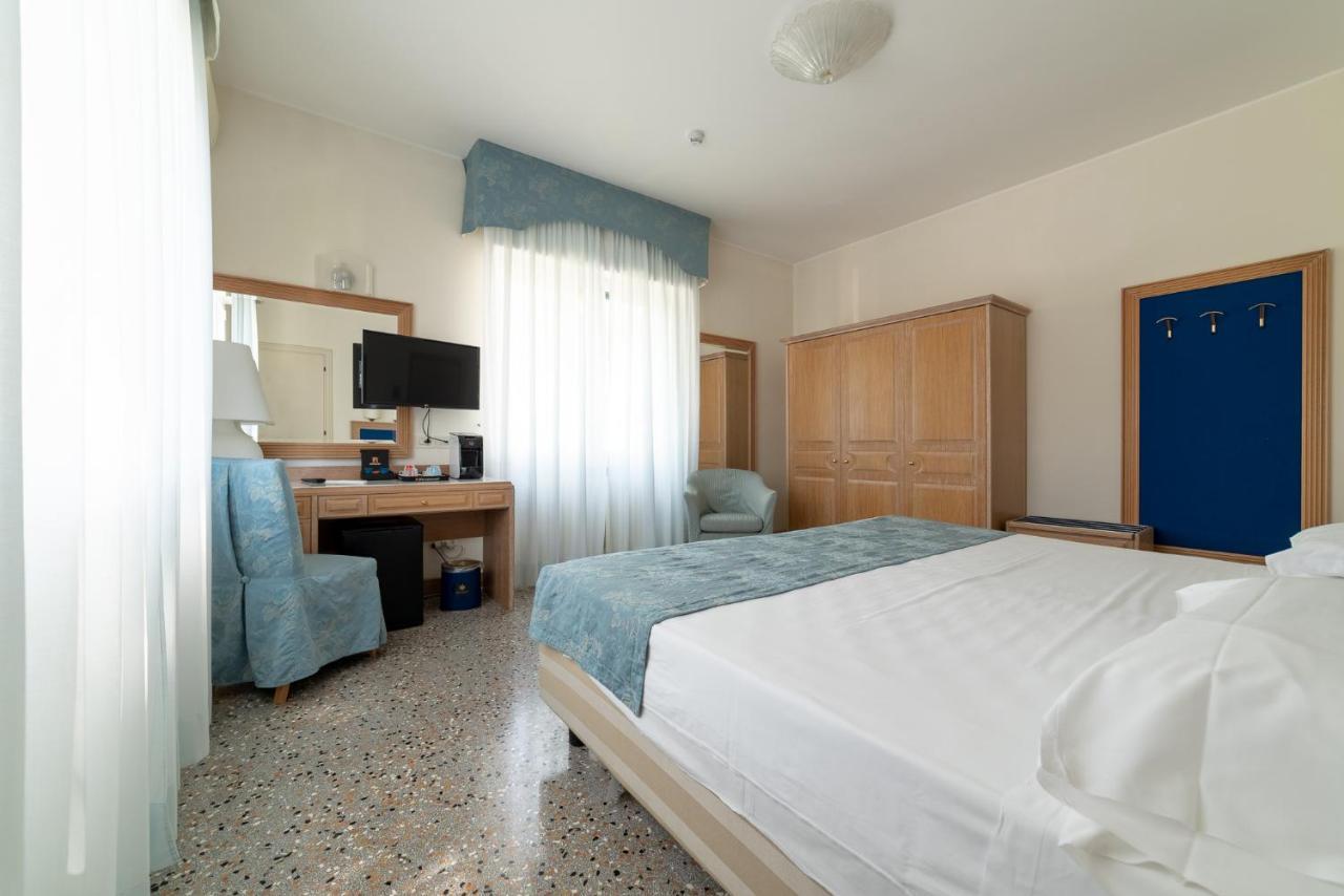 Hotel La Dépendance By Casa Bianca 4*